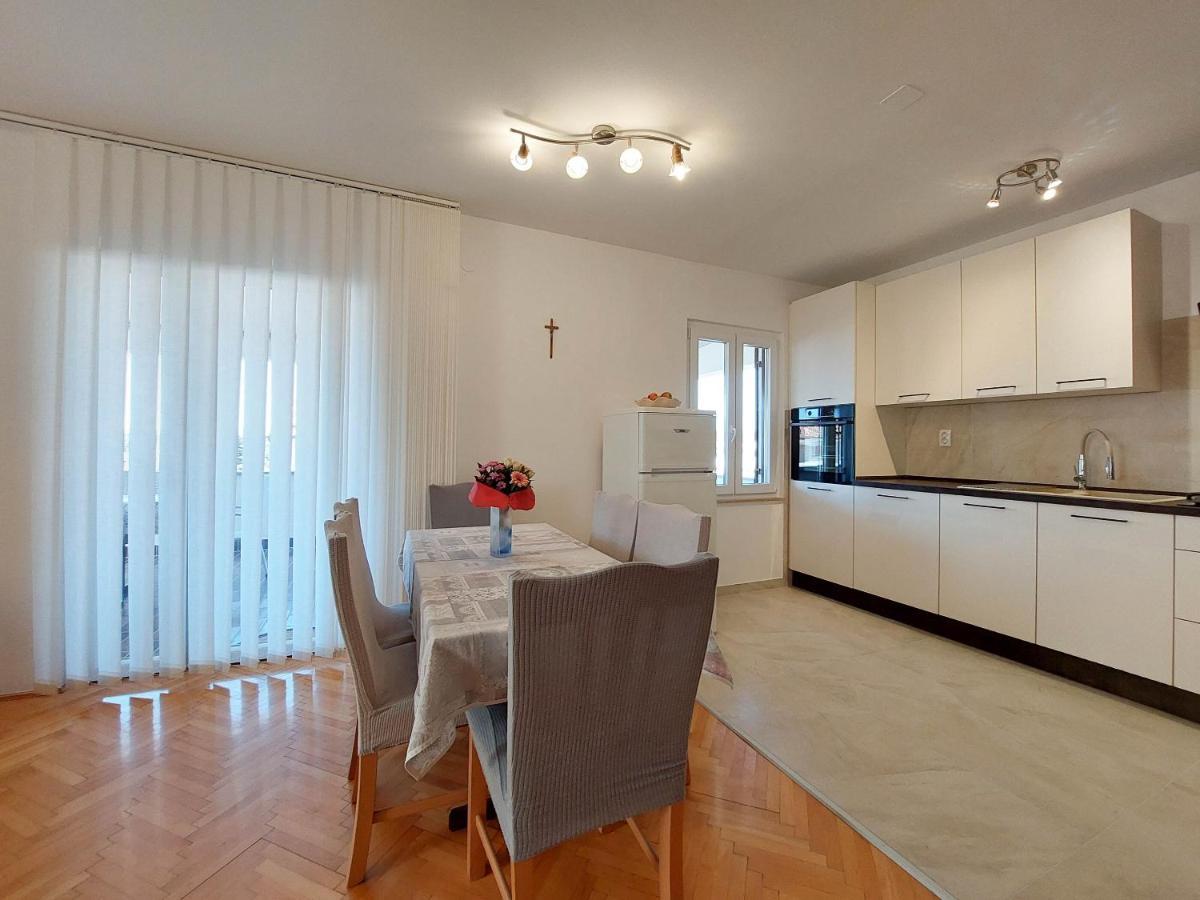 Apartment Neda Punat Exterior foto