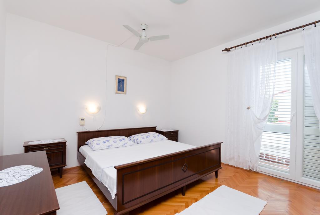 Apartment Neda Punat Exterior foto